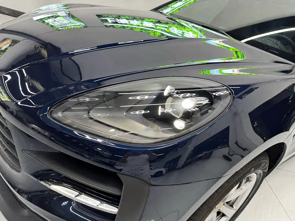 Porsche Macan — миниатюра 11