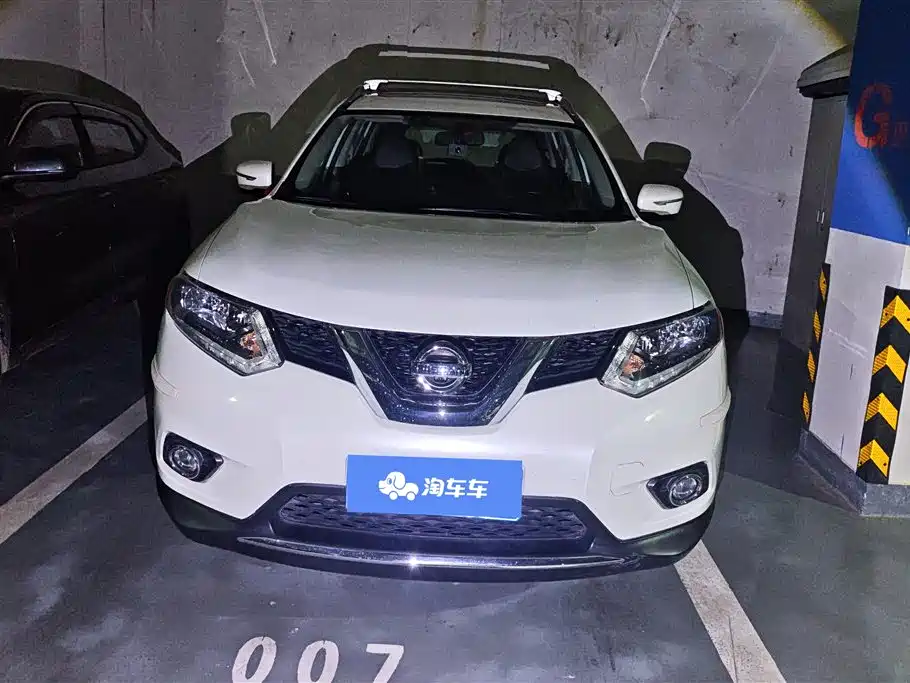 Nissan X-Trail 2014 2.5L CVT Luxury 4WD
