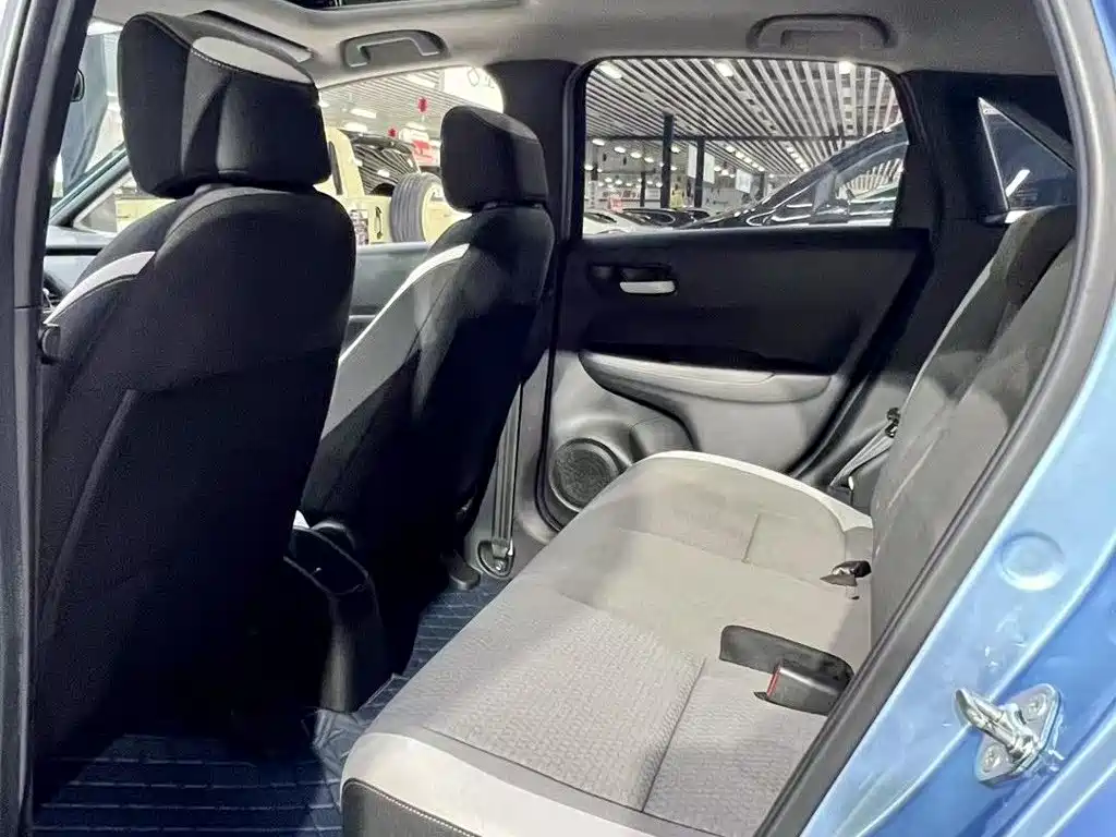 Honda Fit — миниатюра 18