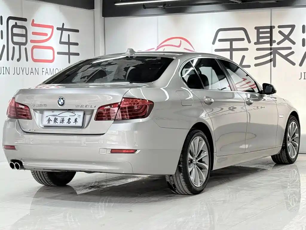 BMW 5 Series — миниатюра 6
