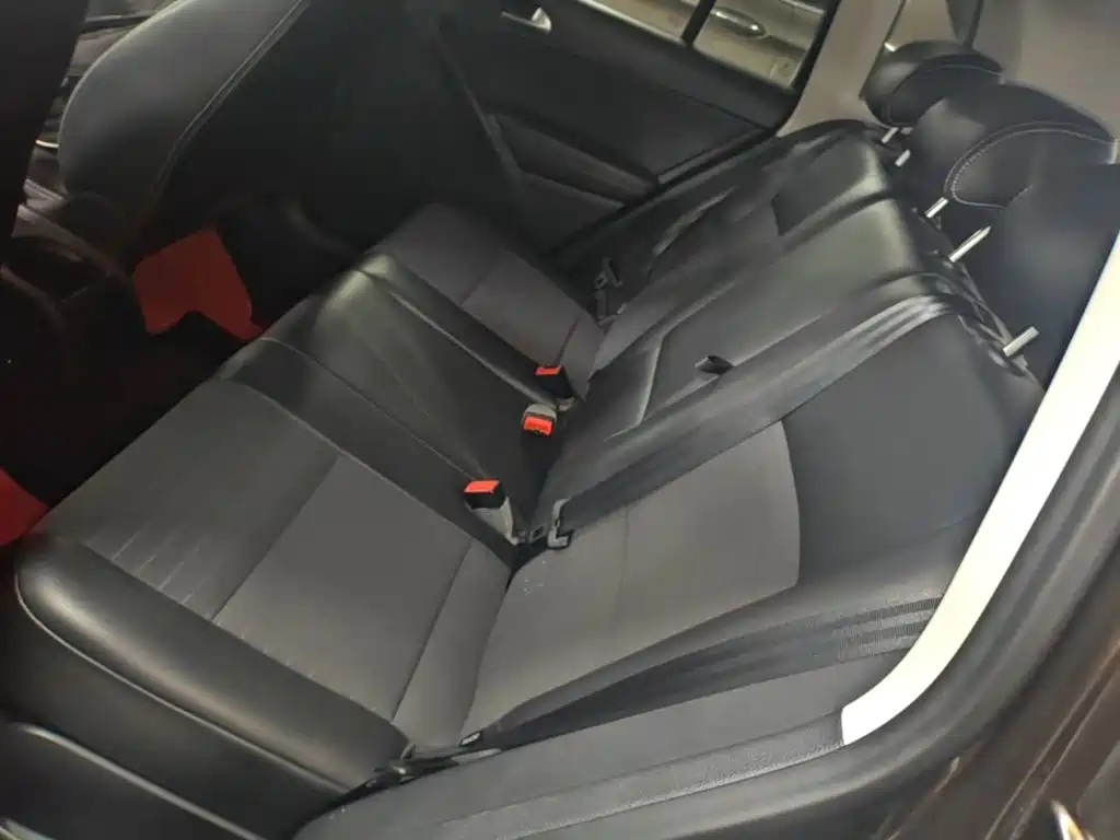 Volkswagen Tiguan — миниатюра 17