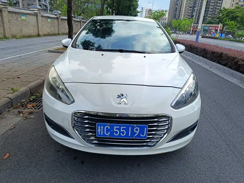 Peugeot 308 1.6L Manual Fashion Edition, фото 2