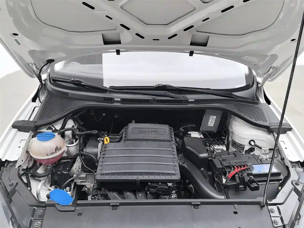 Volkswagen Jetta 2015 1.6L MT Fashion