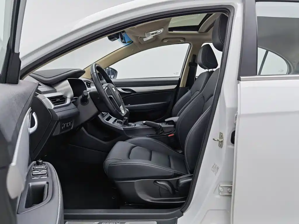 Geely Emgrand — миниатюра 10