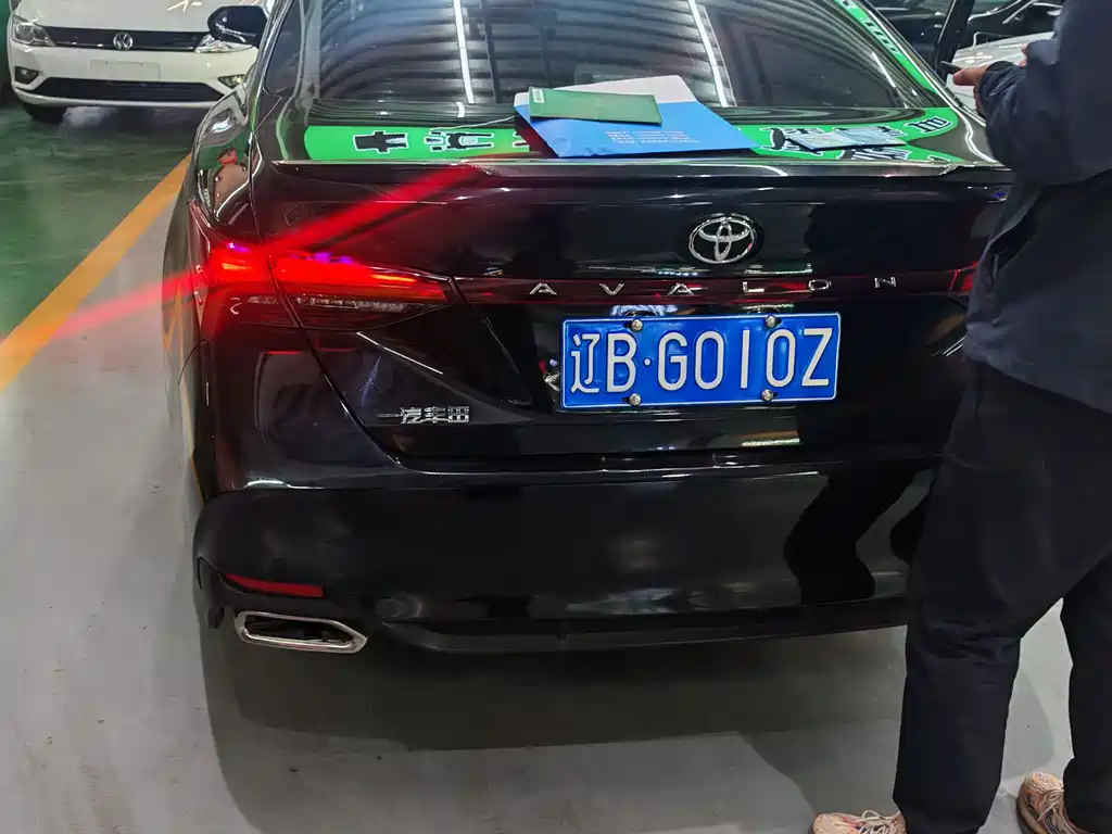 Toyota Avalon 2019 2.5L Touring Luxury V