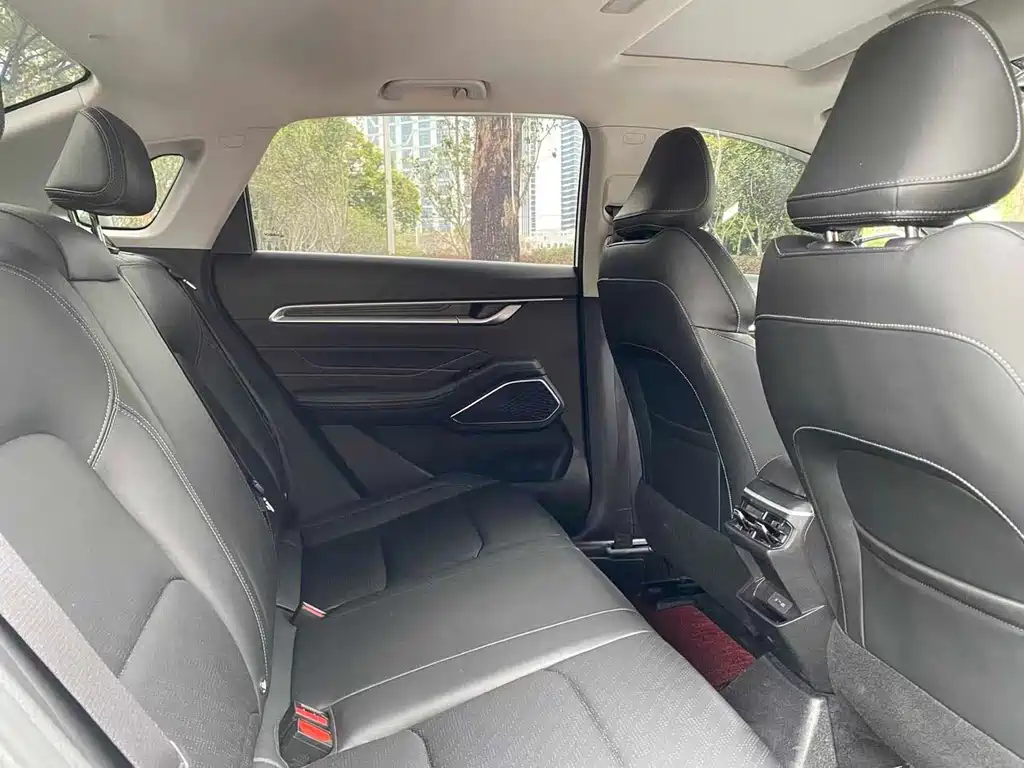 Geely Emgrand 2023 4 Champion 1.5L CVT Luxury