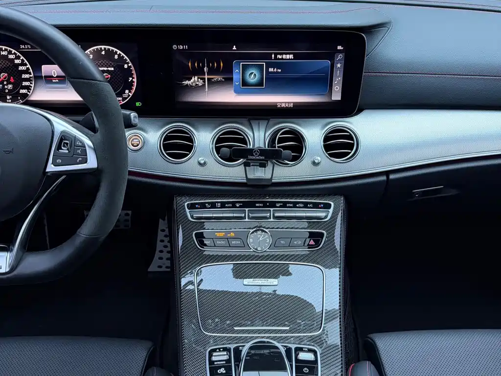 Mercedes-Benz E-Class AMG — миниатюра 14