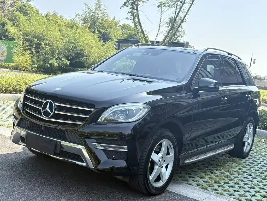 Mercedes-Benz M-Class 2015