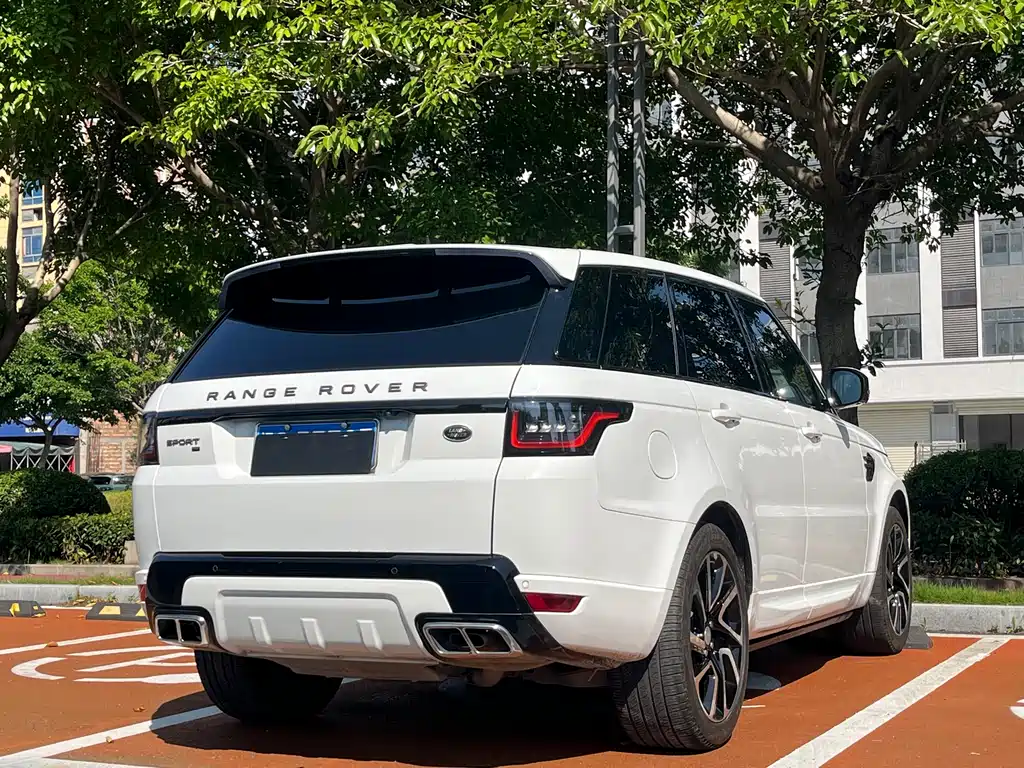 Land Rover Range Rover Sport 2020 3.0 L6 SE