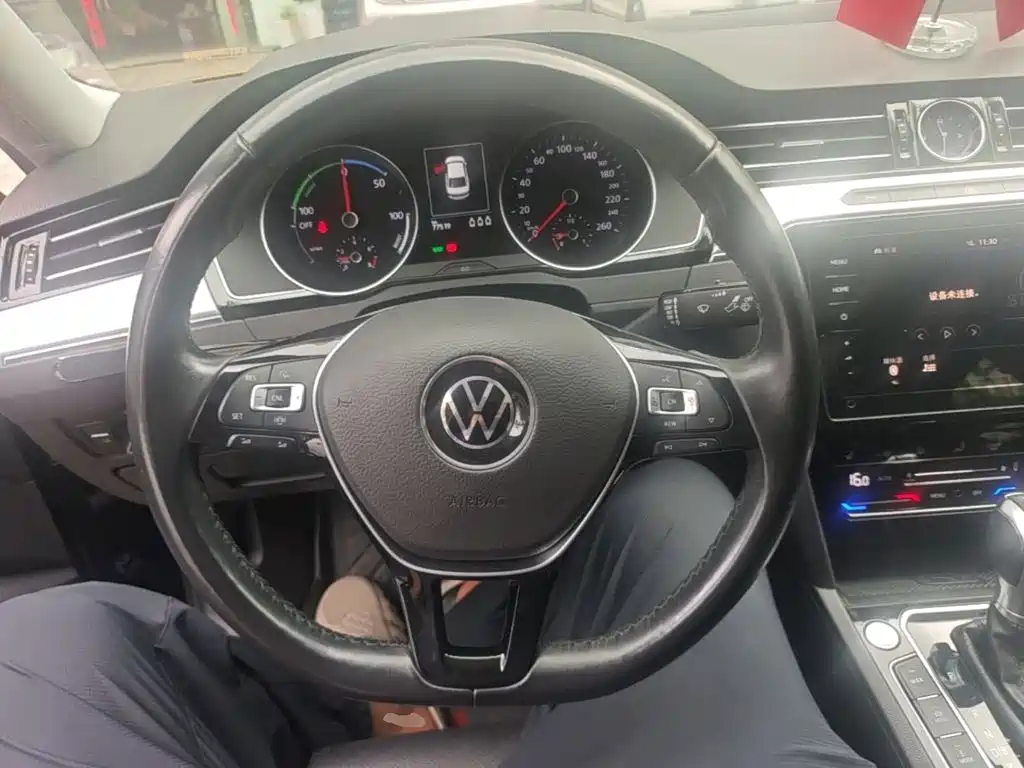Volkswagen Magotan PHEV — миниатюра 11