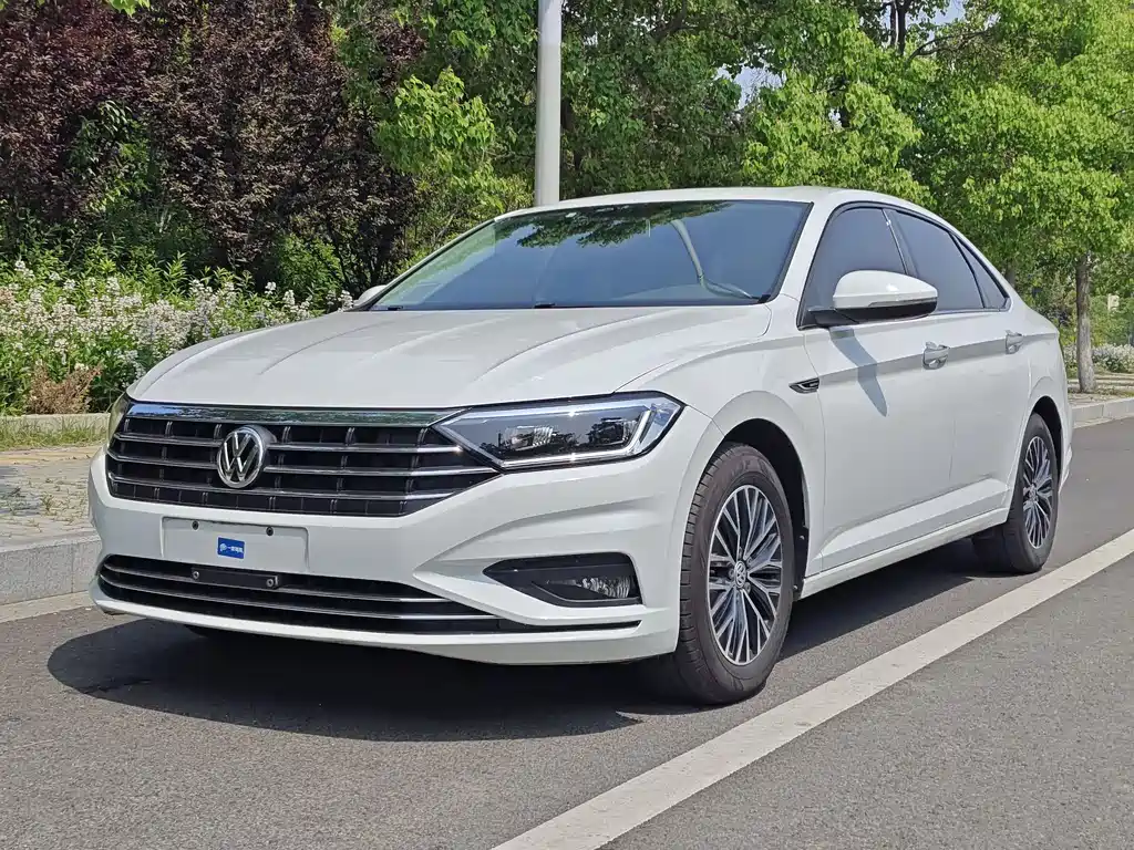 Volkswagen Sagitar 2020