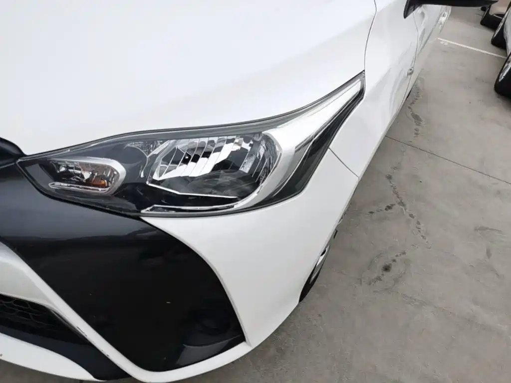 Toyota Yaris L — миниатюра 24