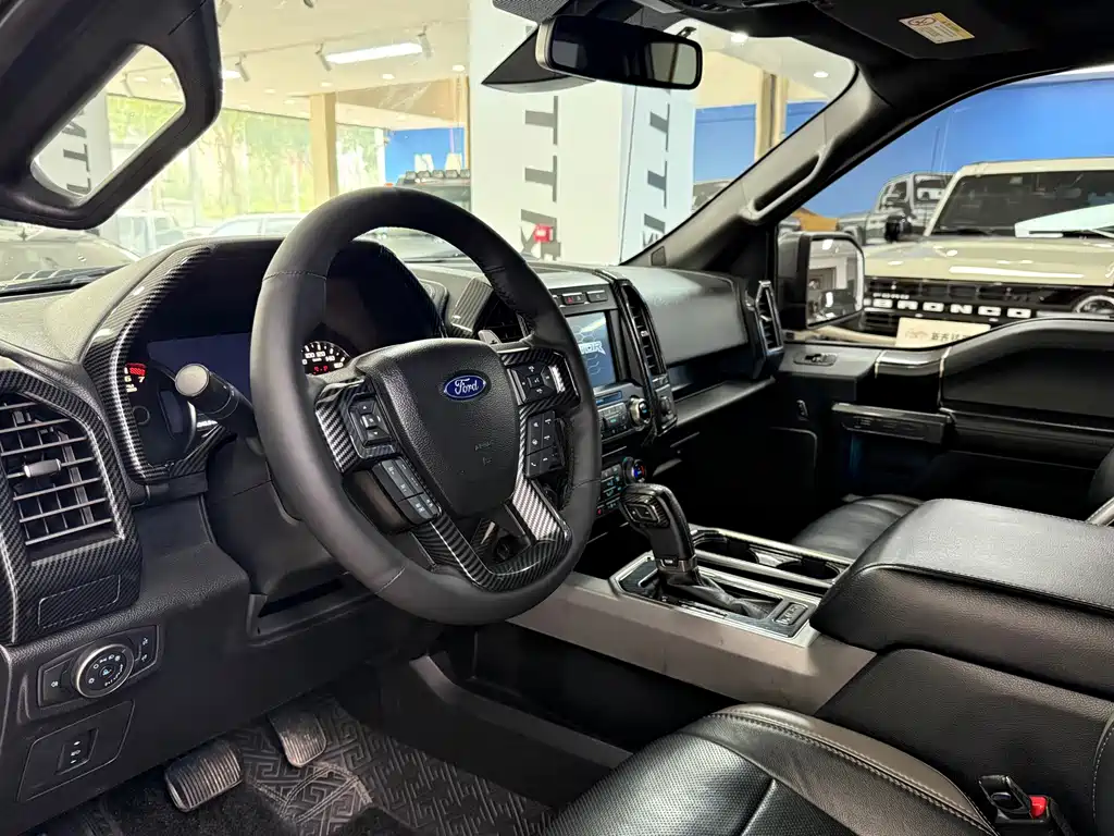 Ford F-150 Raptor — миниатюра 8