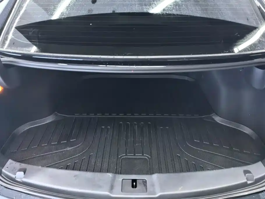 Hongqi E-QM5 2024 500km