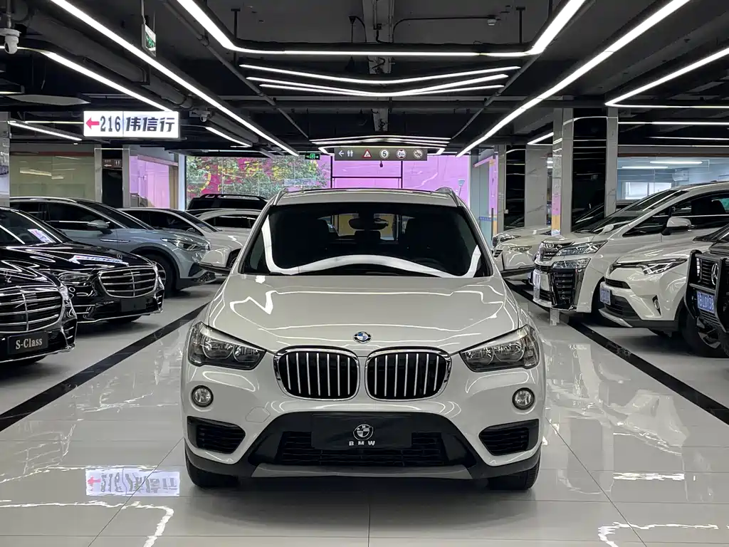 BMW X1 2016 sDrive18Li Fashion