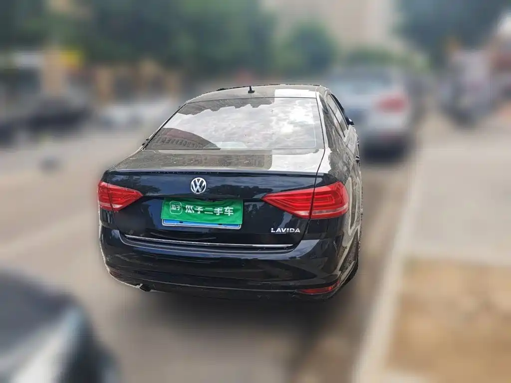 Volkswagen Lavida — миниатюра 3