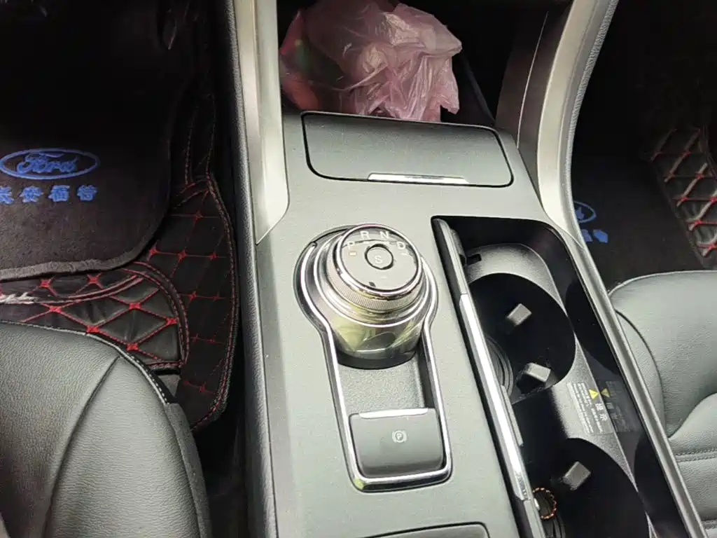 Ford Mondeo — миниатюра 14