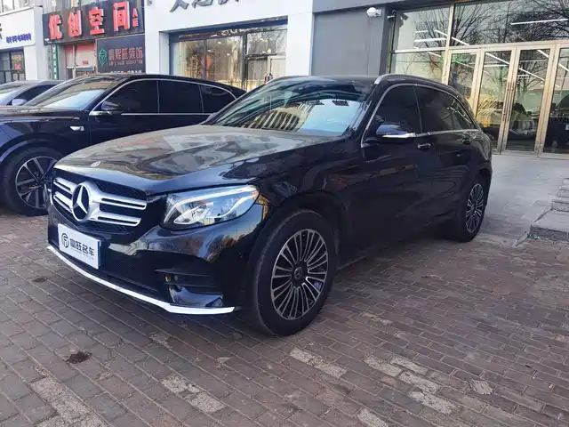 mercedes-benz glc
