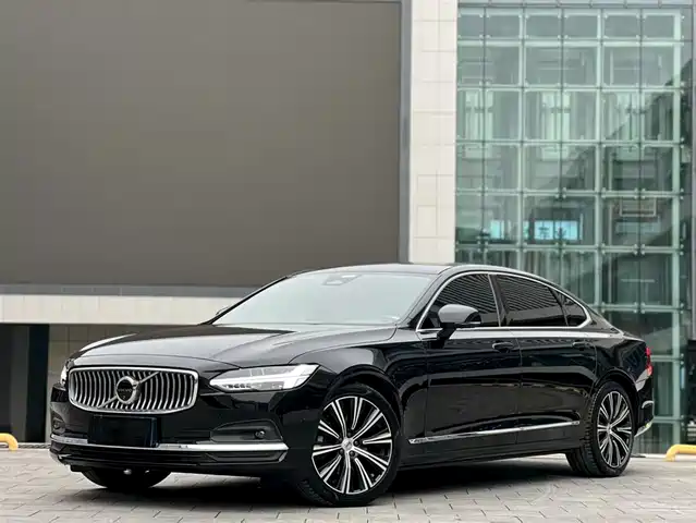 VOLVO  S90 2024