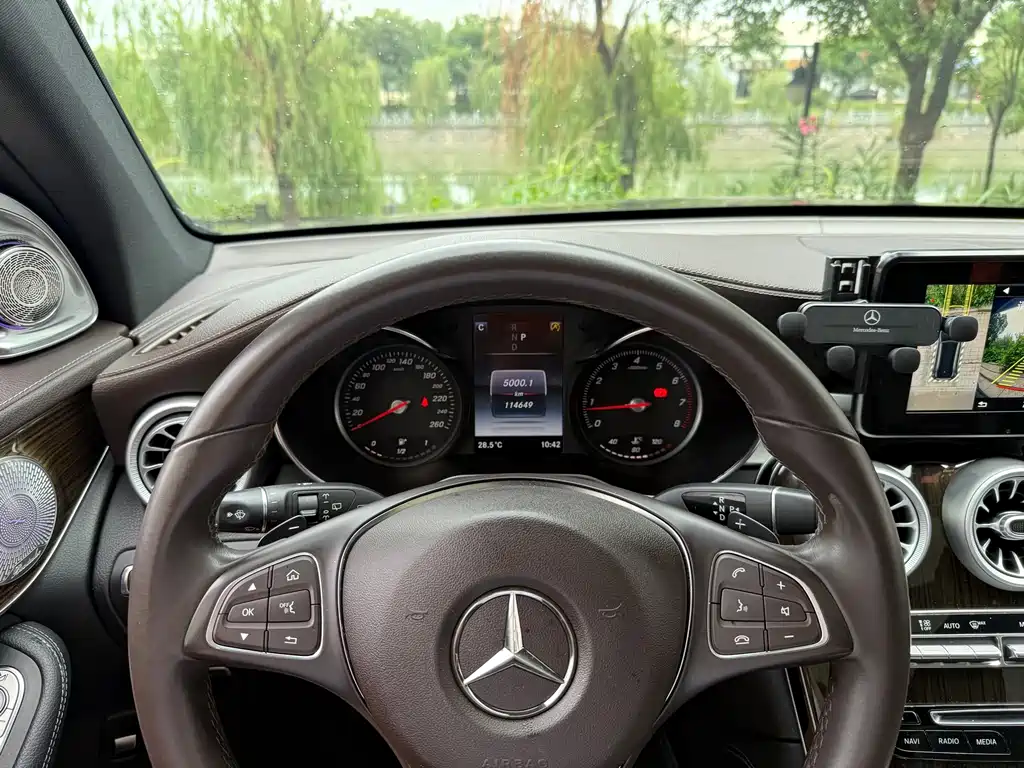 Mercedes-Benz GLC — миниатюра 14