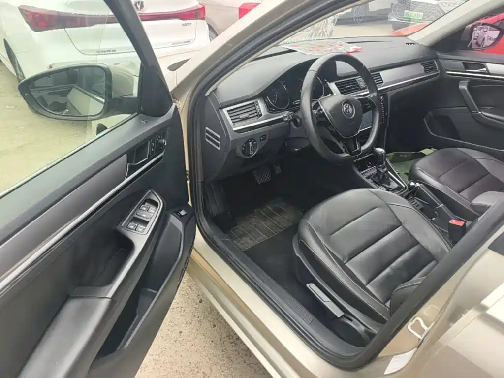 Volkswagen Bora — миниатюра 16