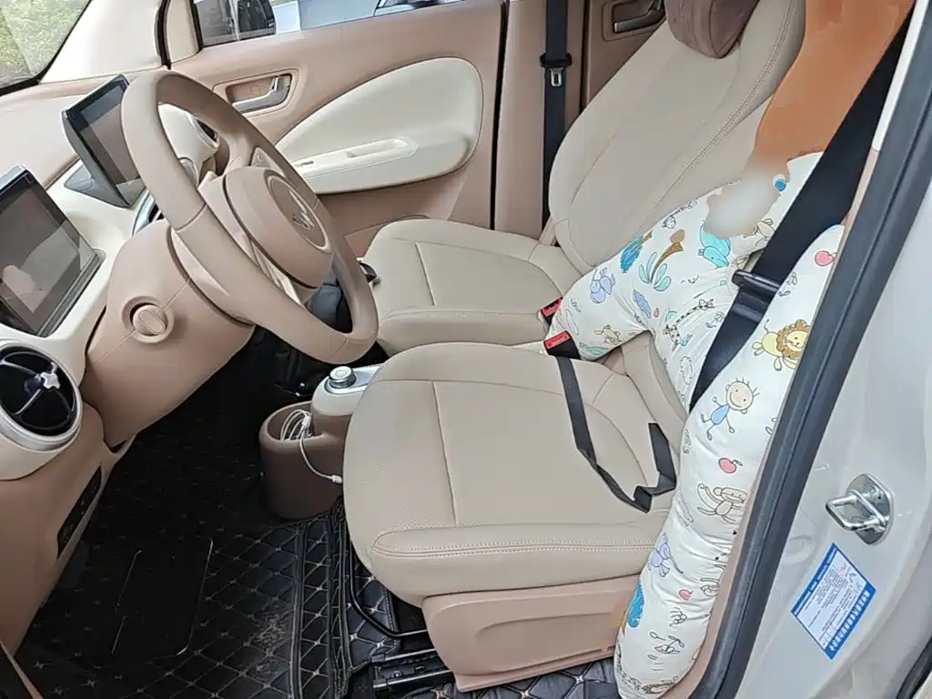 Wuling MINIEV — миниатюра 15