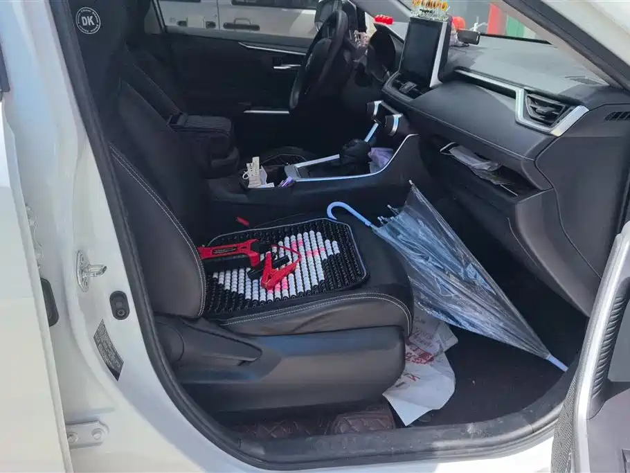 Toyota RAV4 2022 2.0L CVT