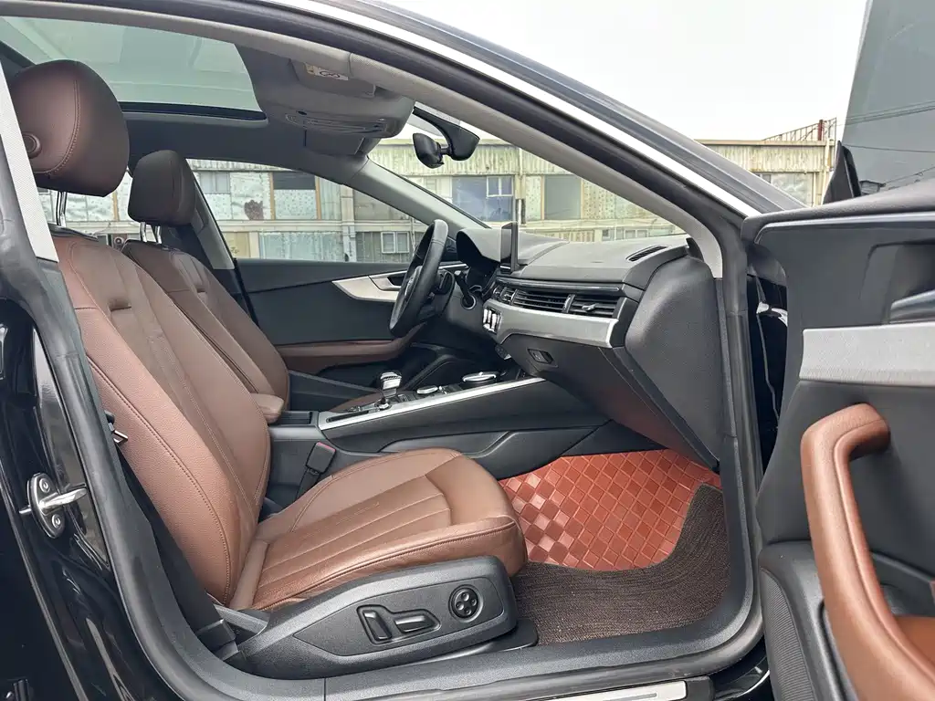 Audi A5 (Import) — миниатюра 17