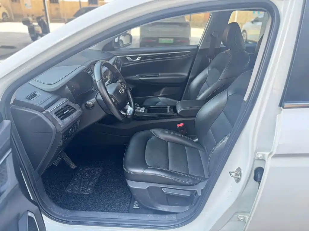 GEELY AUTOMOBILE EMGRAND GL