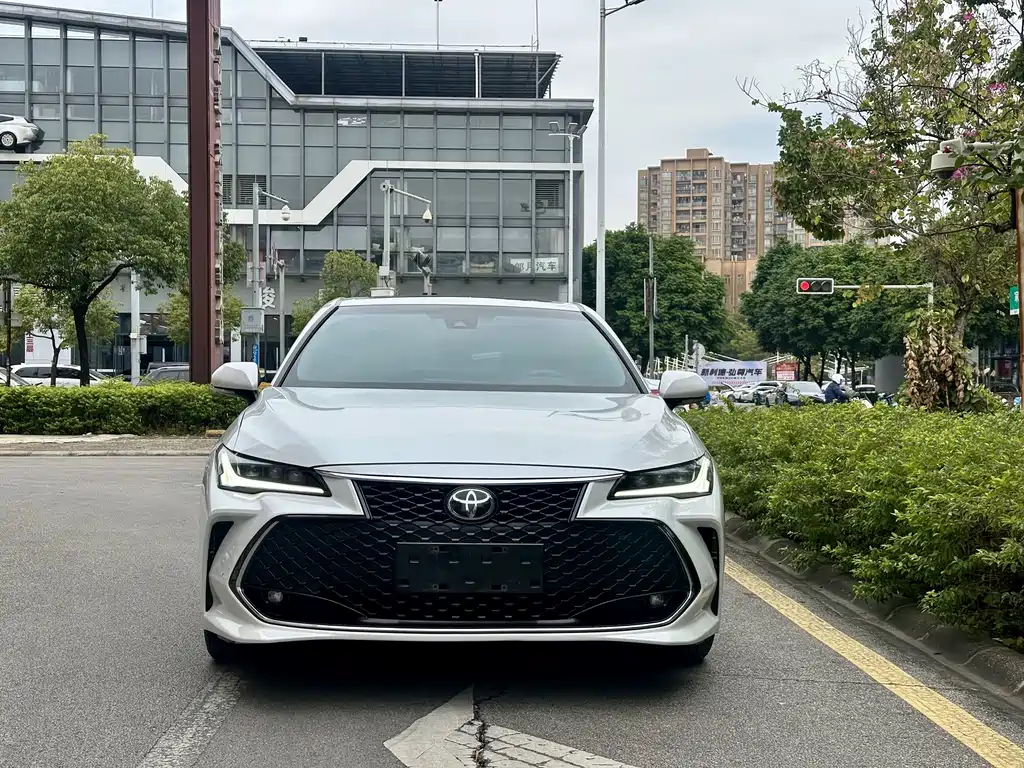 TOYOTA ASIAN DRAGON