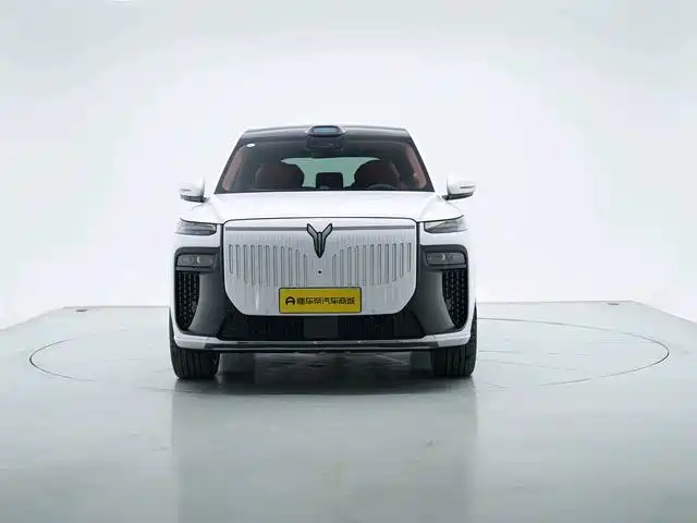 VOYAH Taishan X8 — миниатюра 5