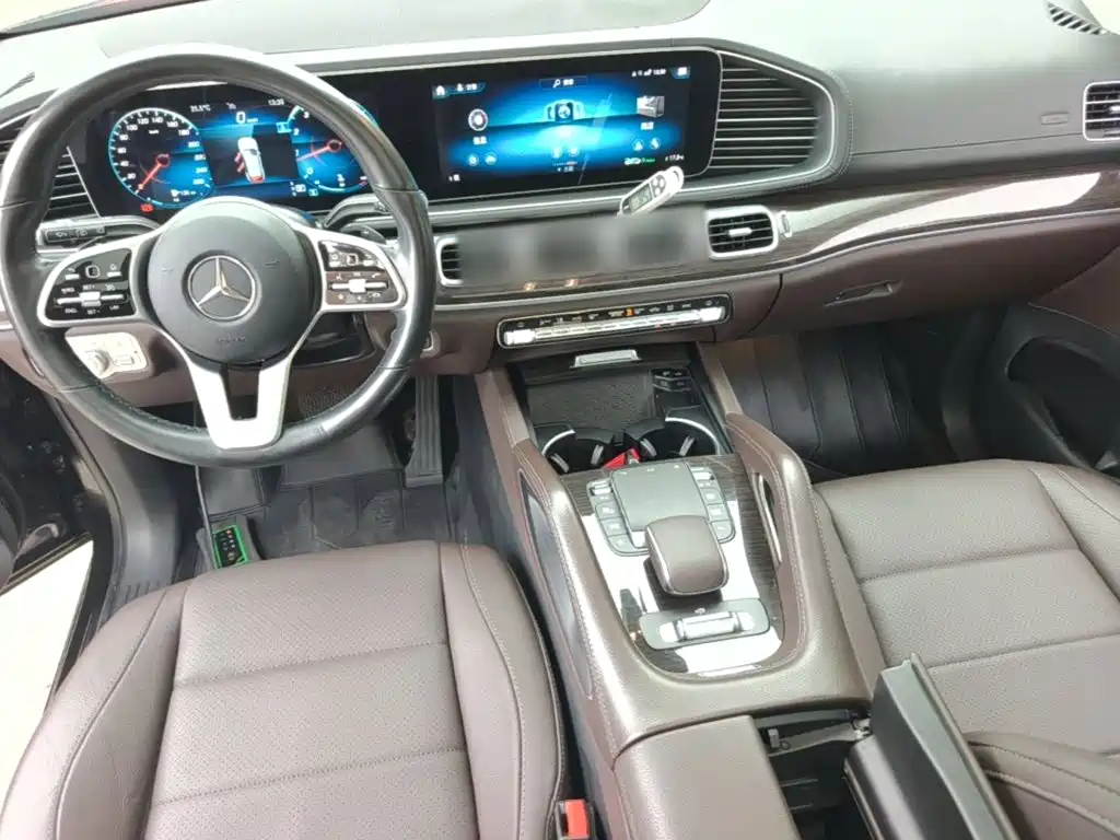 Mercedes-Benz GLE (Import) — миниатюра 10