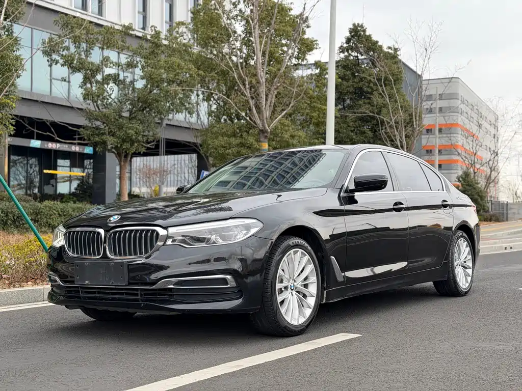 BMW 5 Series 2020