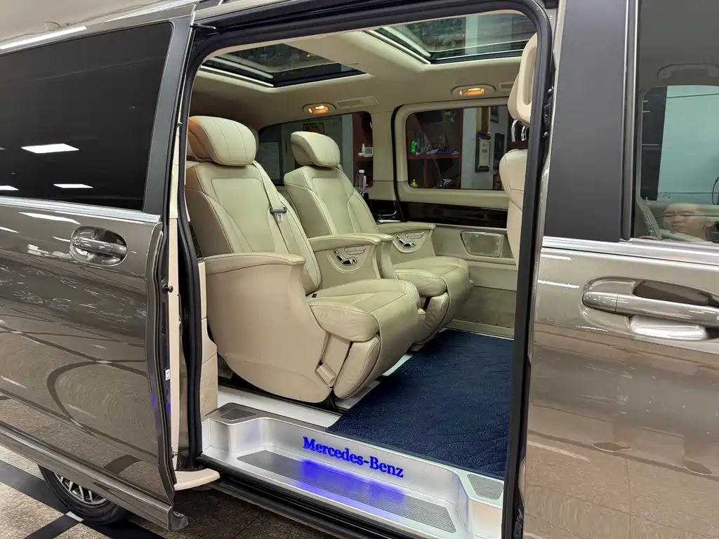 MERCEDES-BENZ V CLASS