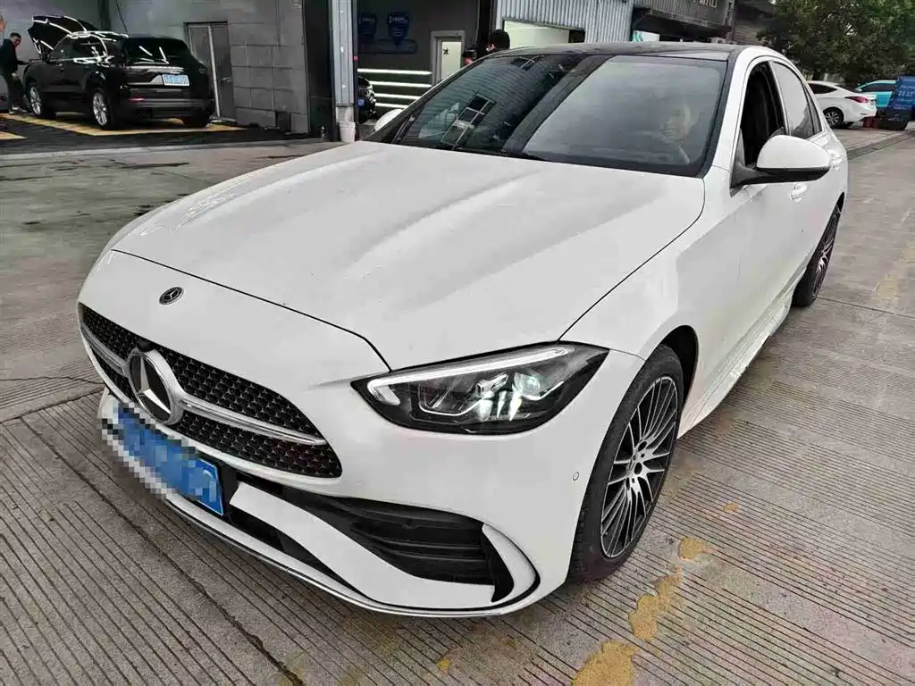 Mercedes-Benz C-Class 2023