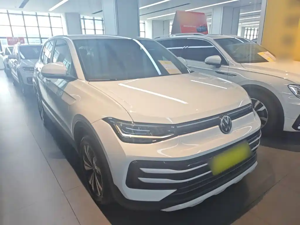 Volkswagen Tharu — миниатюра 4
