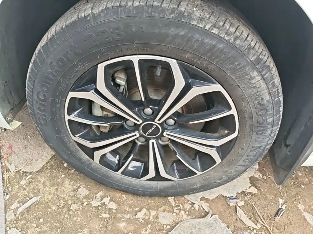 Roewe i6 MAX New Energy — миниатюра 23