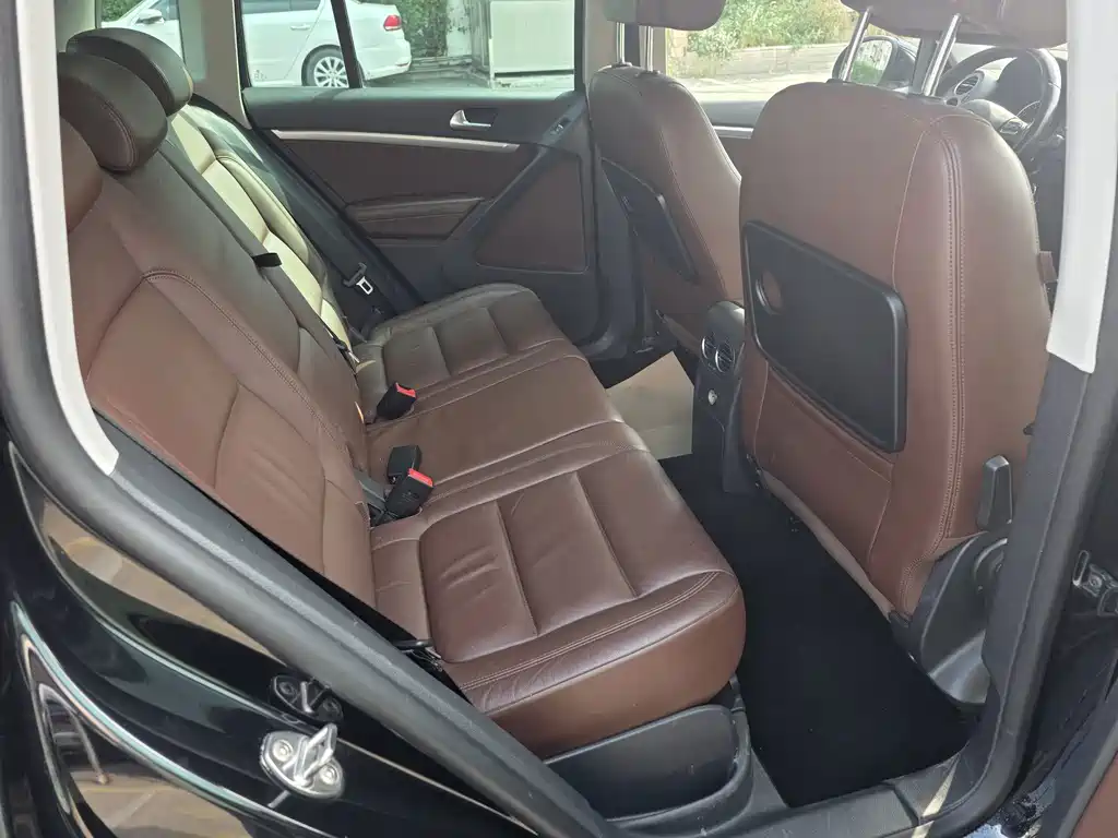 Volkswagen Tiguan — миниатюра 10