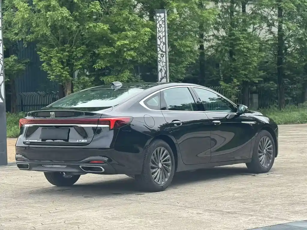 Buick LaCrosse — миниатюра 5