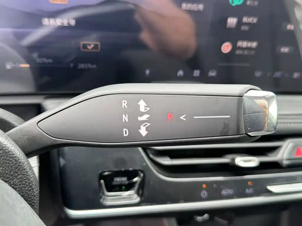 Buick LaCrosse — миниатюра 17