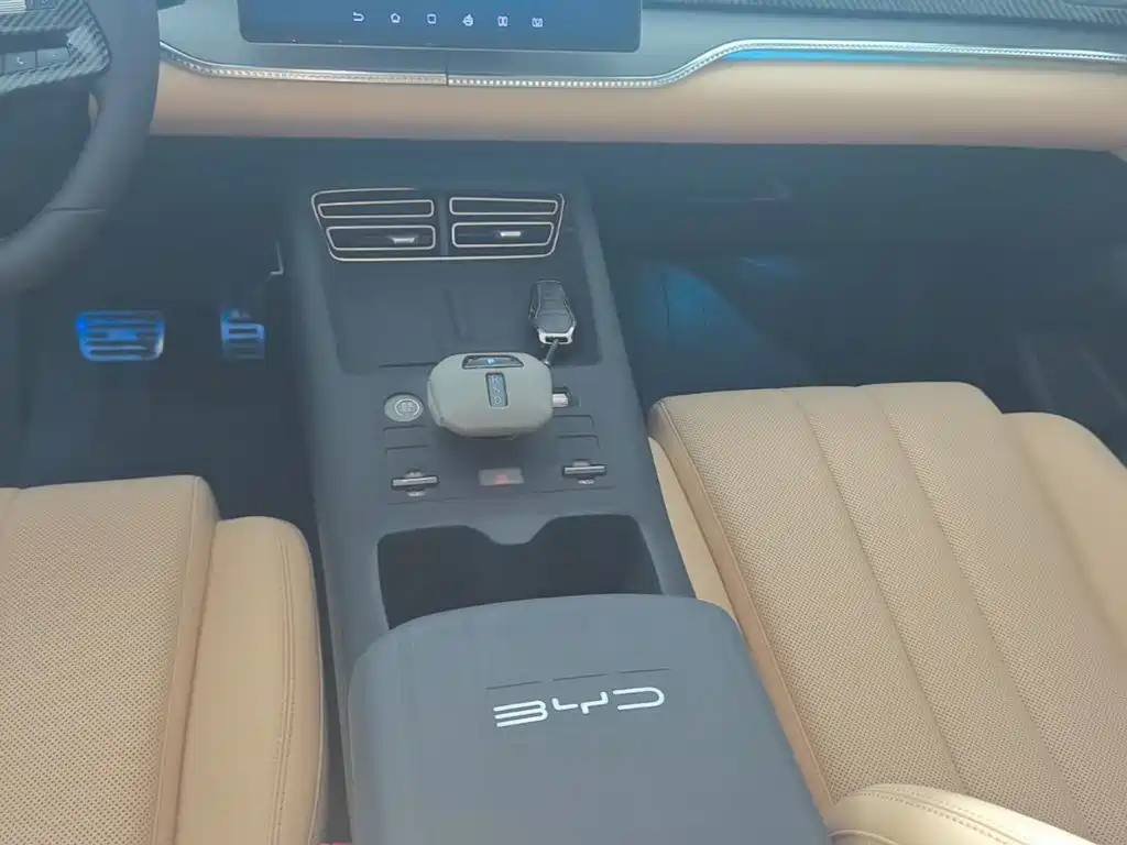 BYD Song Pro — фотографии объявления, Фото 14