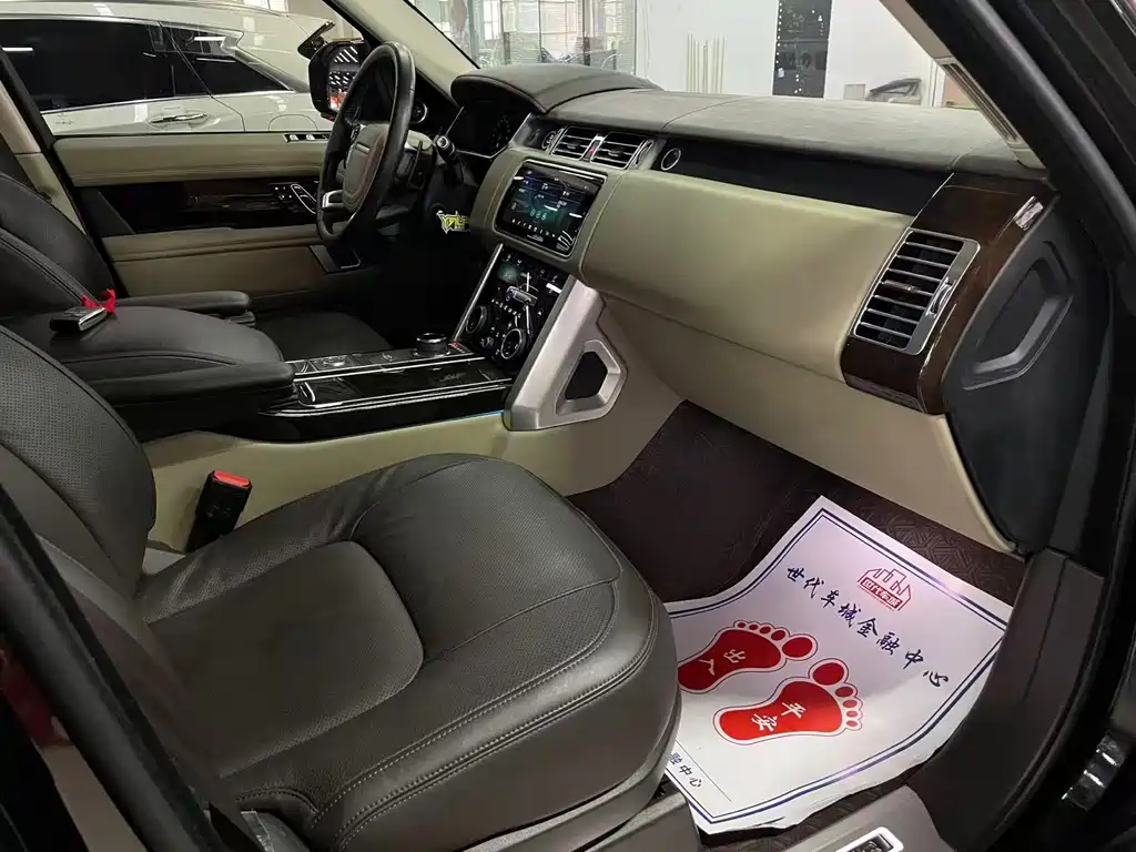 Land Rover Range Rover — миниатюра 9