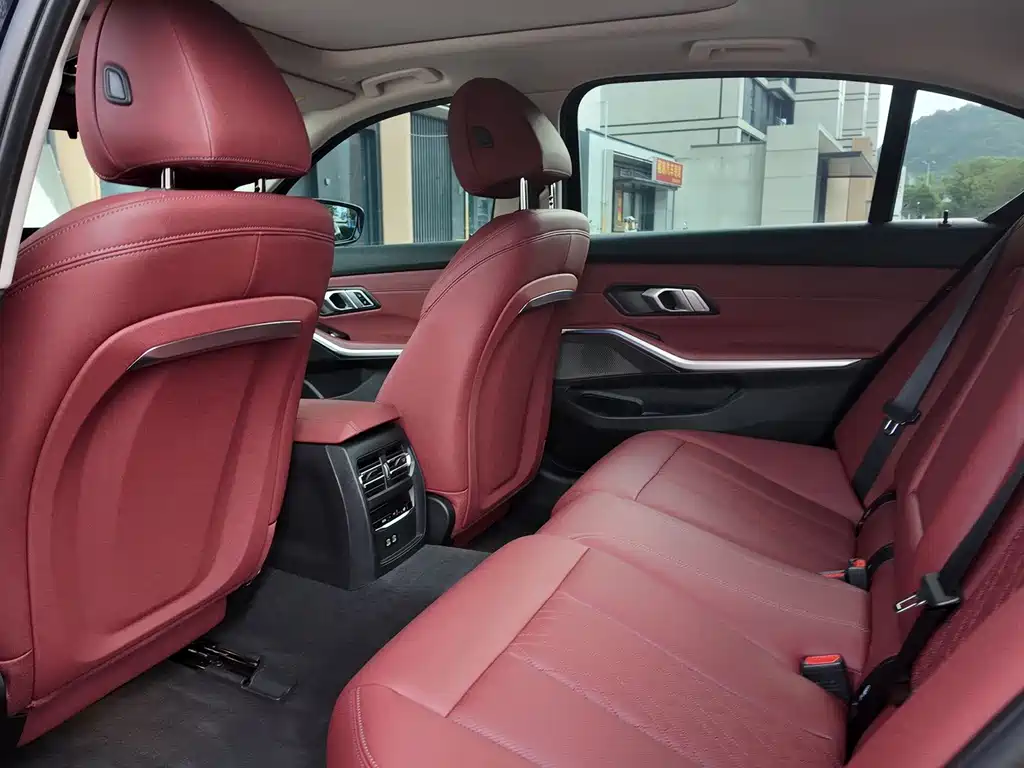 BMW i3 — миниатюра 6