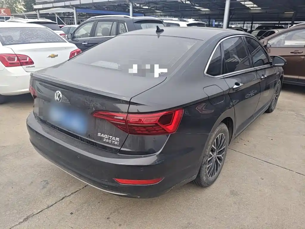 Volkswagen Sagitar — миниатюра 7