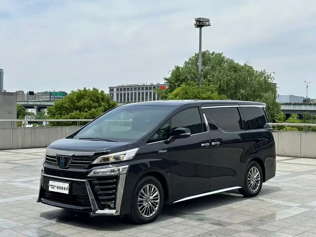 Toyota Vellfire 2023