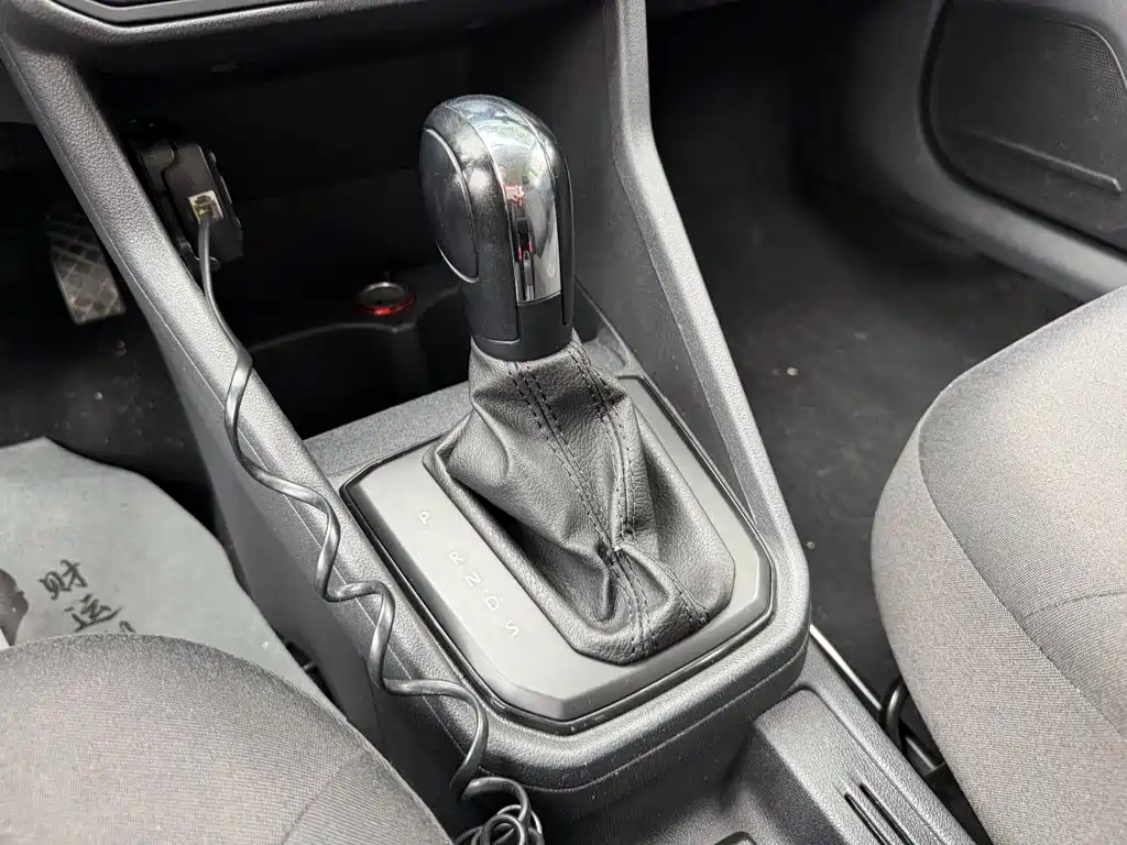 Volkswagen Jetta — миниатюра 9