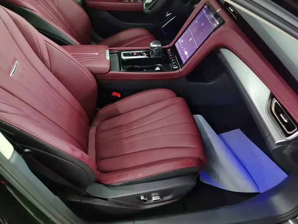Hongqi Hongqi H5 — миниатюра 3