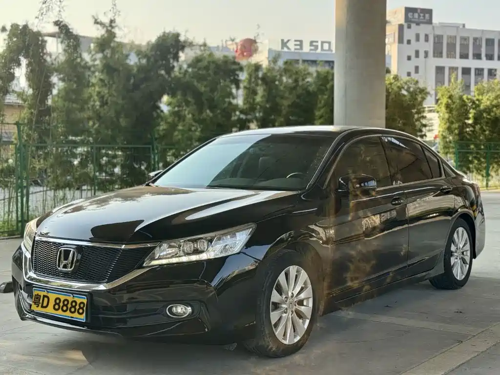 Honda Accord — миниатюра 2
