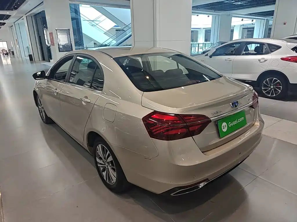 Geely Emgrand — миниатюра 5