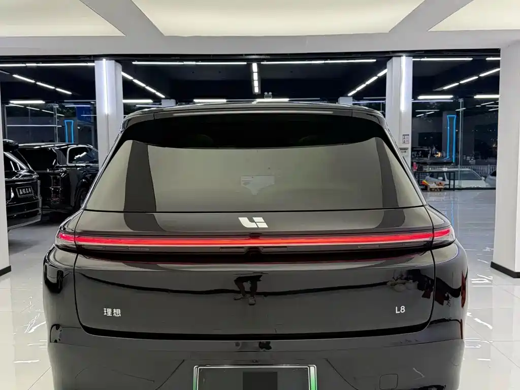 Li Auto Li L8 — миниатюра 4